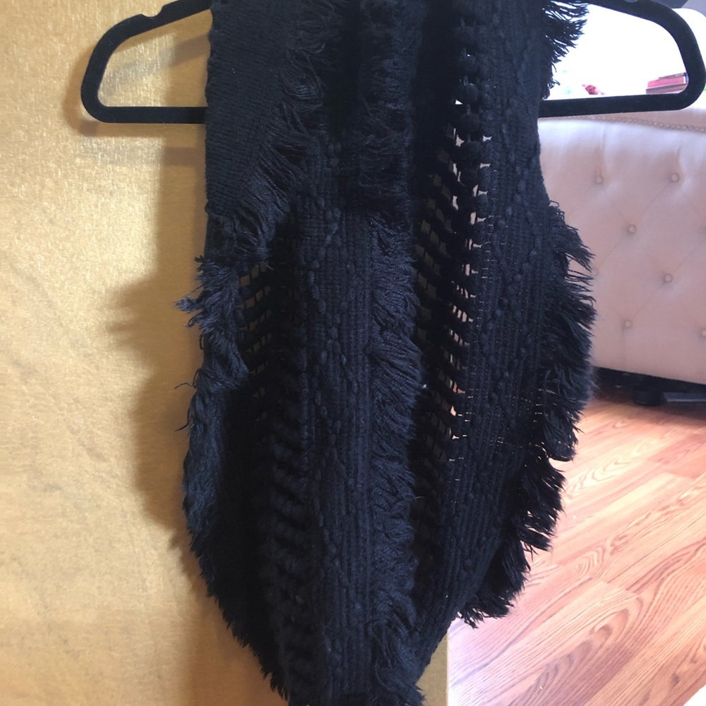 Knitted infinity scarf